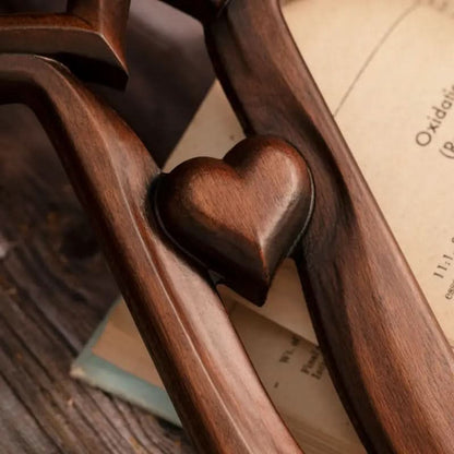 🎉60% KORTING - Houten kruis met ineengestrengelde harten ✝️ Uniek, handgesneden huwelijksgeschenk met ineengestrengelde harten en een spirituele betekenis! ❤️