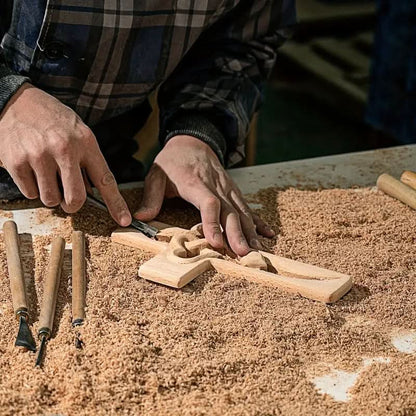 🎉60% KORTING - Houten kruis met ineengestrengelde harten ✝️ Uniek, handgesneden huwelijksgeschenk met ineengestrengelde harten en een spirituele betekenis! ❤️