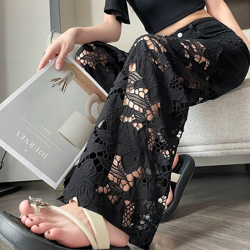 💜 LAATSTE DAG ACTIE - 60% KORTING 💜 Damesbroek met opvallende strass-steentjesprint en open details