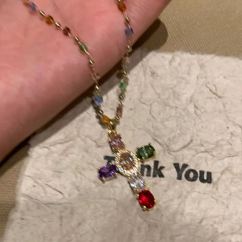 📿Laatste kans💎Kleurrijke Kruis Hanger Kettingen met Strasssteentjes
