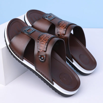 👞 50% KORTING! 💫 Slip-on sandalen van kunstleer voor heren – Ademend mesh en antislipzool – Comfortabele pasvorm, ideaal voor de zomer, het strand of dagelijkse wandelingen 🏖️