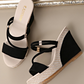 👡 50% KORTING! ☀️ Sandalen met sleehak voor dames – Comfortabel, stevig en stijlvol – perfect voor zomerjurkjes, korte broeken of een dagje in de stad – dempende zool voor lange wandelingen 🌸