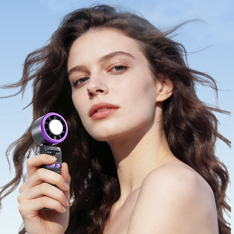 ❄️🌬️ 50% KORTING! Draagbare ventilator met ijskompressieplaat – verdampingskoeling, 3 snelheidsstanden en oplaadbare batterij – perfect voor warme dagen, op kantoor en buitenshuis ✨