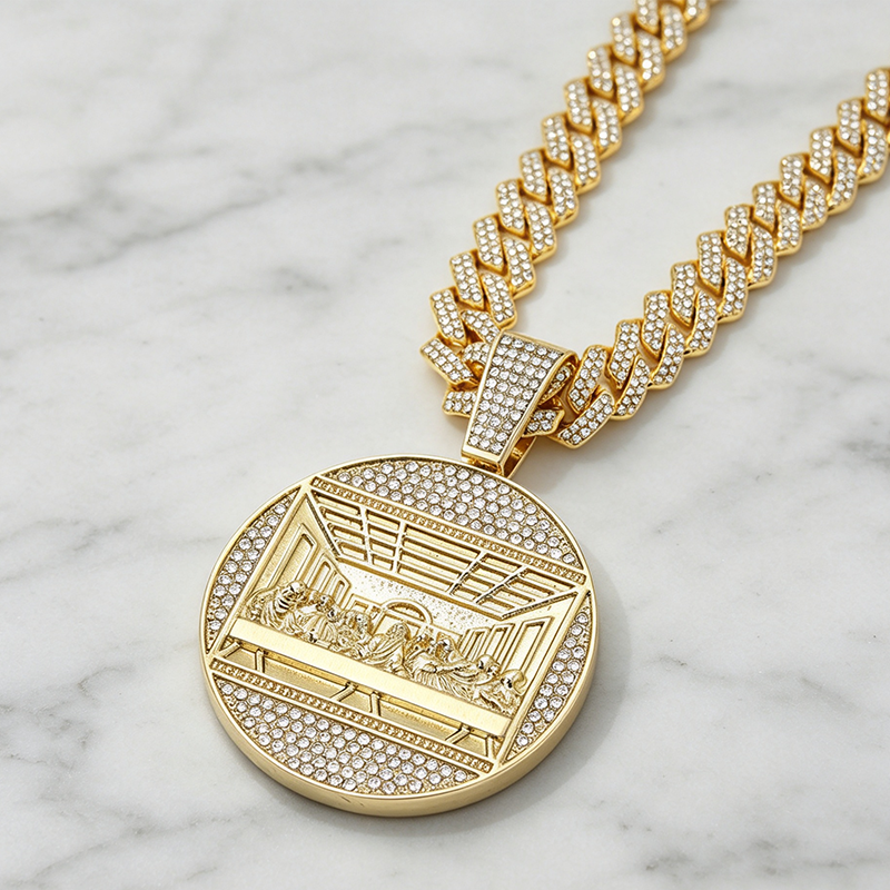 🤩 Statement-hanger met ketting in Cubaanse stijl