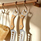 🎉2026 SALE – 16.000+ VERKOCHT!🥬 Multifunctioneel Groentensnijmes – Kamvormig Blad voor Perfecte Julienne, Vissenschubber & Kruidenstripper – 3-in-1 – Beukenhouten Handvat! ✨